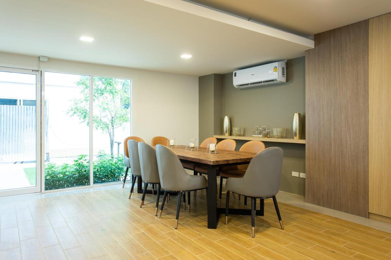 Zayn Express & Suites Bangkok Esterno foto
